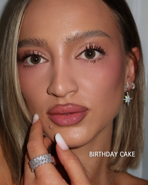 Supergloss Birthday Cake Lipgloss